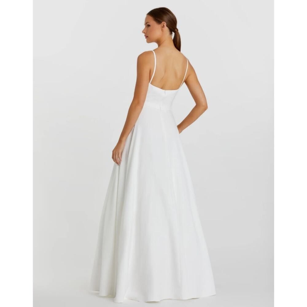 Ieena for Mac Duggal White Classic A-Line V-Neck Ballgown - Size 8 - NWT